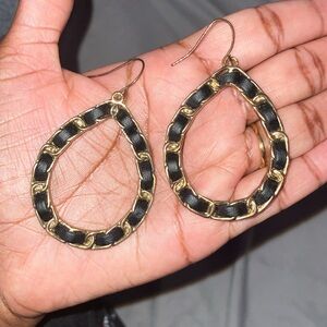 Elegant Gold and Black Vintage Teardrop Earrings